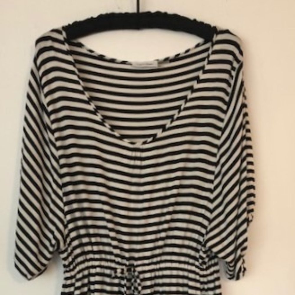 CALVIN KLEIN STRIPED IVORY/BLACK DRESS SIZE 14